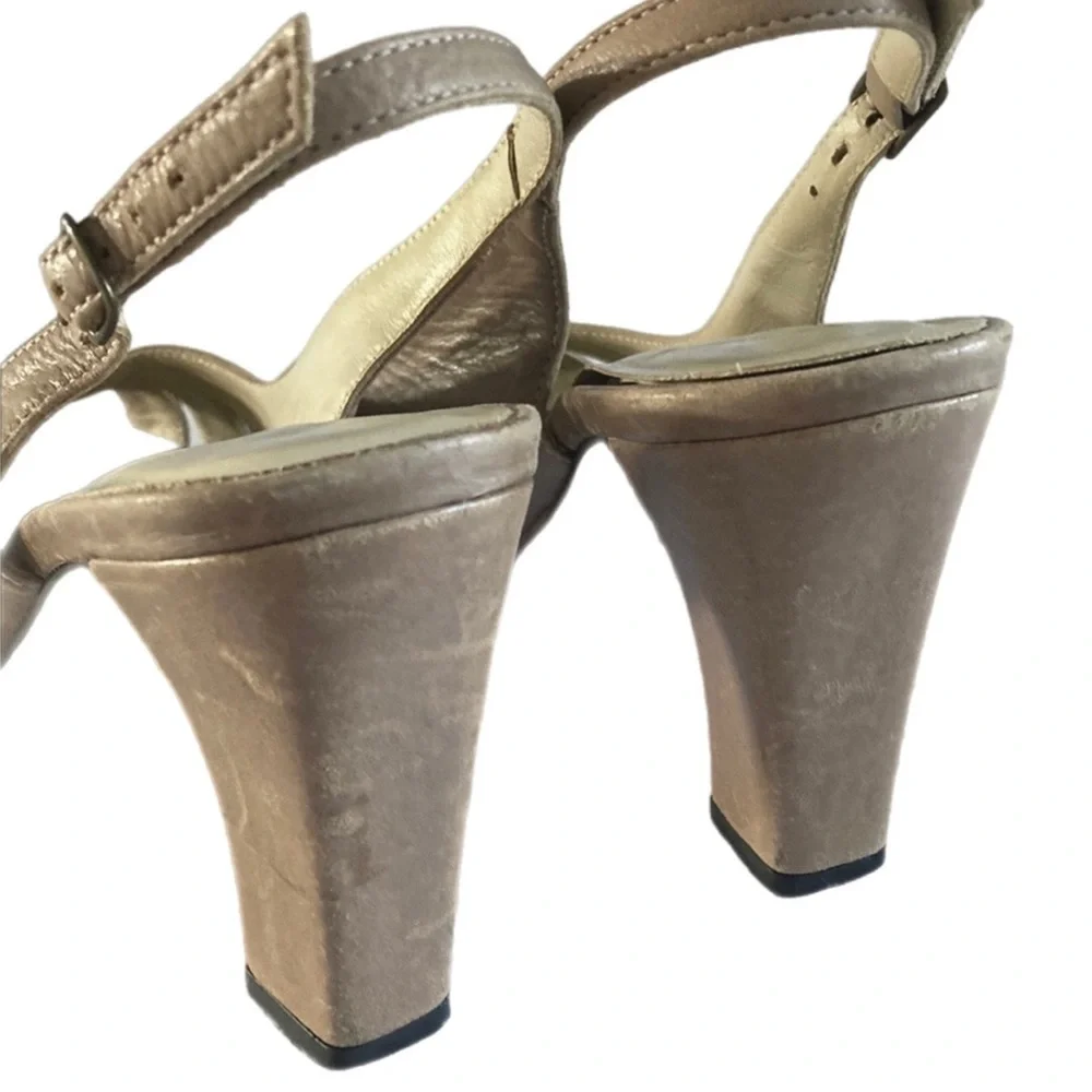 BRAZILIO platform heeled slingback Sandals - Picture 8 of 11